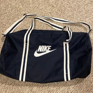 Nike Orangetheory mid-size duffle